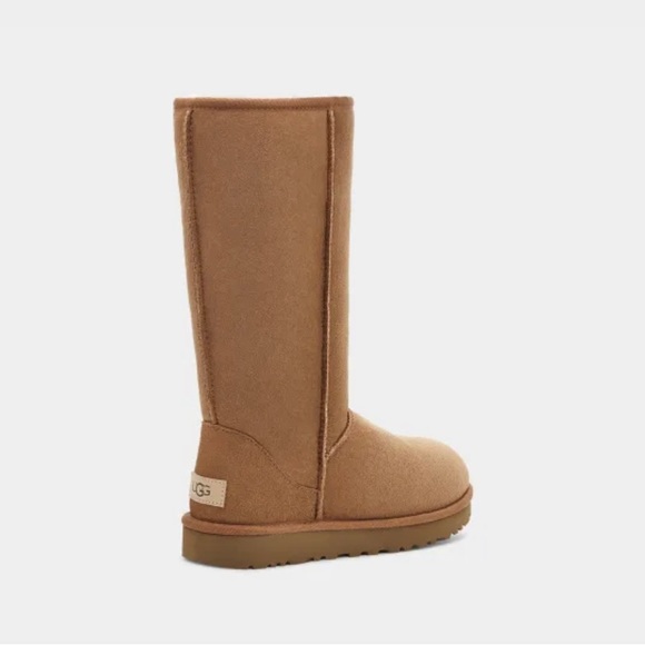 UGG Classic Tall Boot in Chestnut - Picture 3 of 15